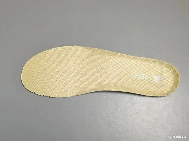 Yeezy Boost Amber GW0297 Adidas 700 Enflame 0608